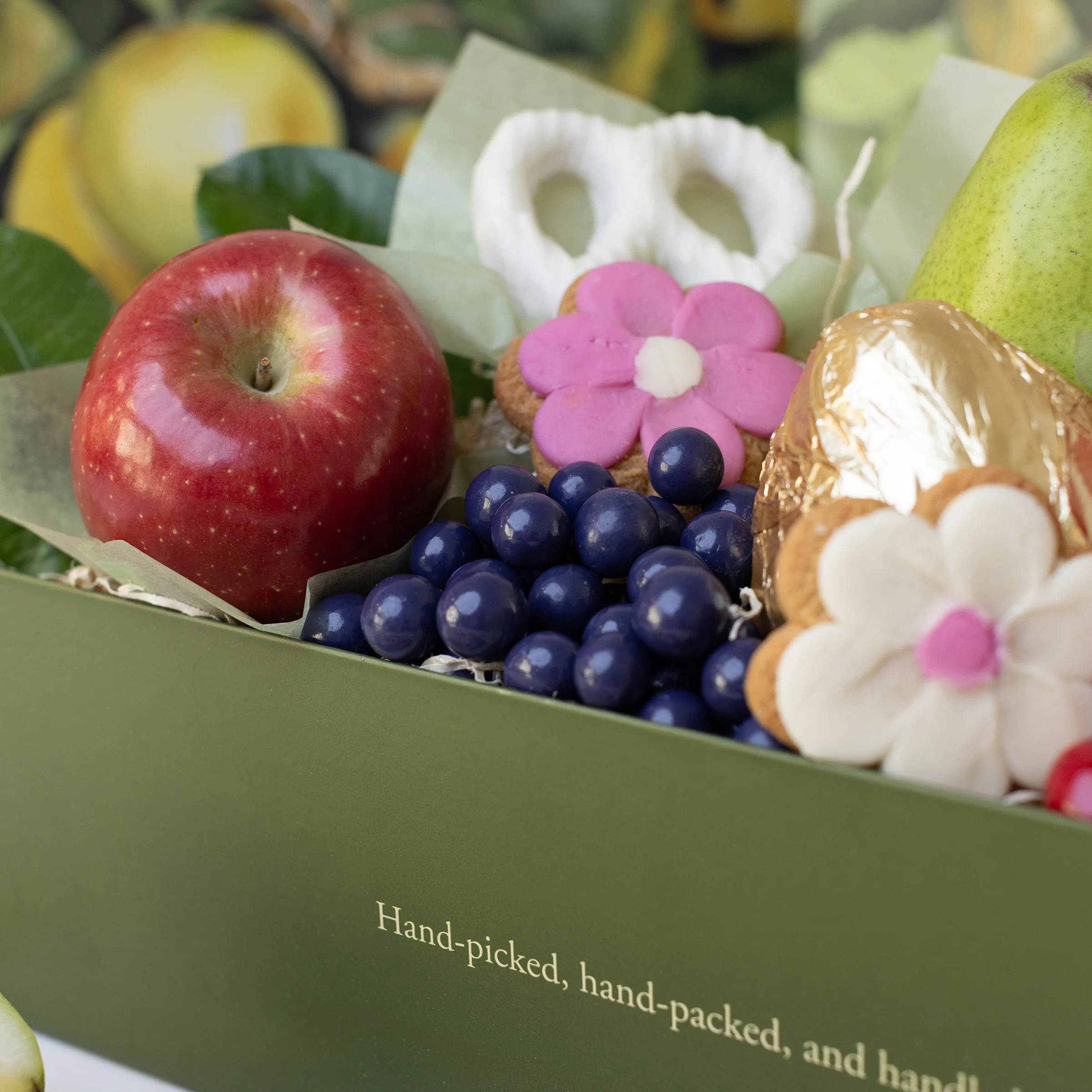 Grand Mother's Day Gift Box - Image 4