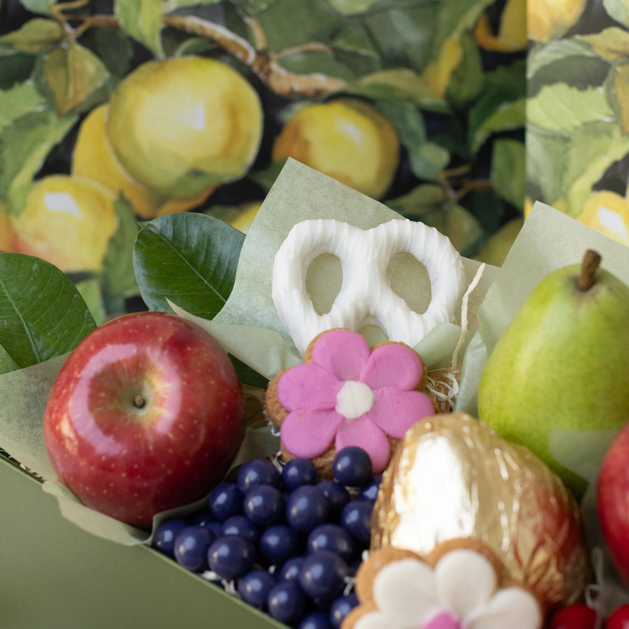 Grand Mother's Day Gift Box - Image 6